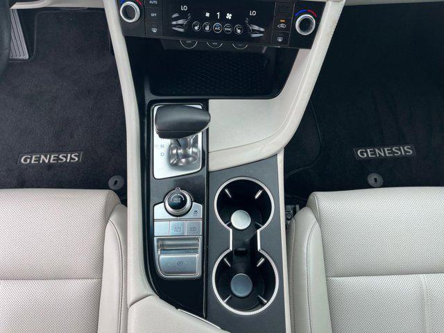 Photo of 2024 Alta White Genesis G70