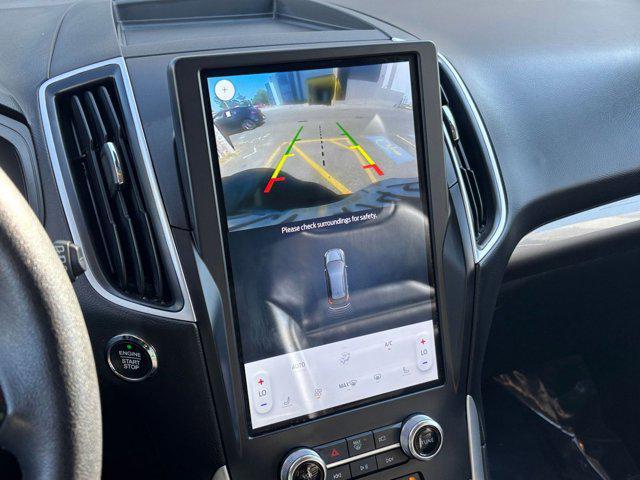 Photo of 2024 Agate Black Metallic Ford Edge