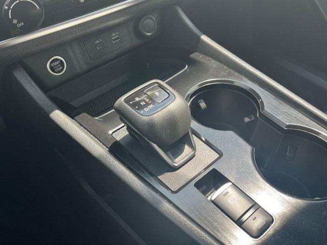 Photo of 2023 Super Black Nissan Rogue