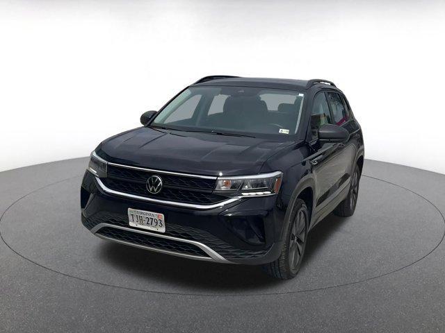 Photo of 2024 Deep Black Pearl Volkswagen Taos
