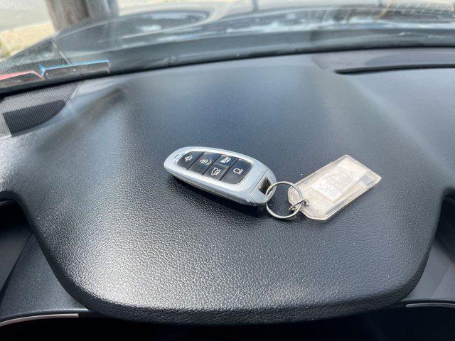 Photo of 2023 Portofino Gray Hyundai SANTA FE