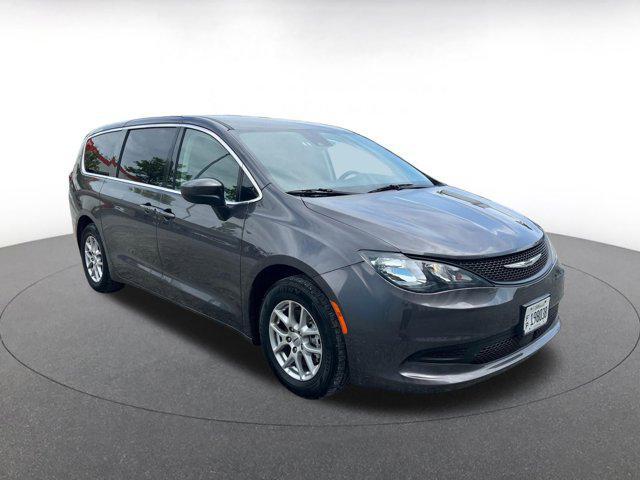 2023 Chrysler Voyager