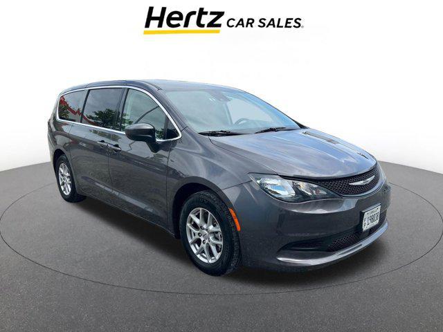 2023 Chrysler Voyager