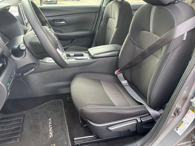 Photo of 2024 Gun Metallic Nissan Sentra