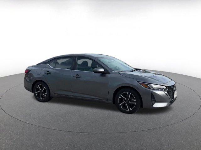 Photo of 2024 Gun Metallic Nissan Sentra