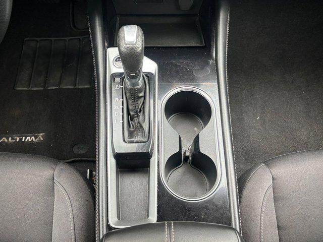 Photo of 2023 Brilliant Silver Metallic Nissan Altima