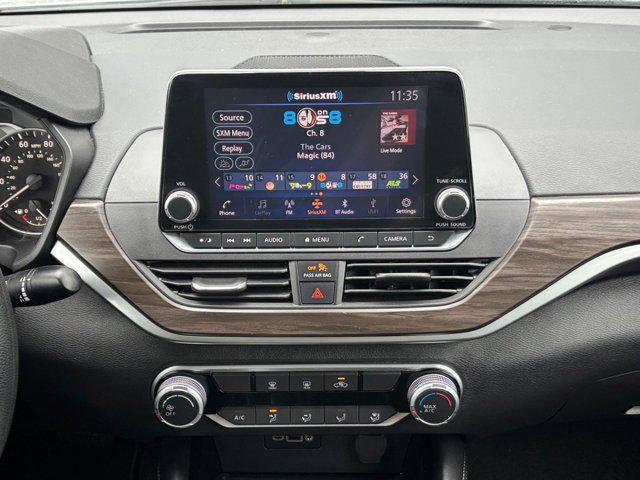 Photo of 2023 Brilliant Silver Metallic Nissan Altima