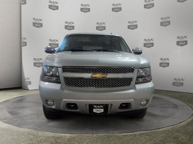 Photo of 2013 Silver Ice Metallic Chevrolet Suburban