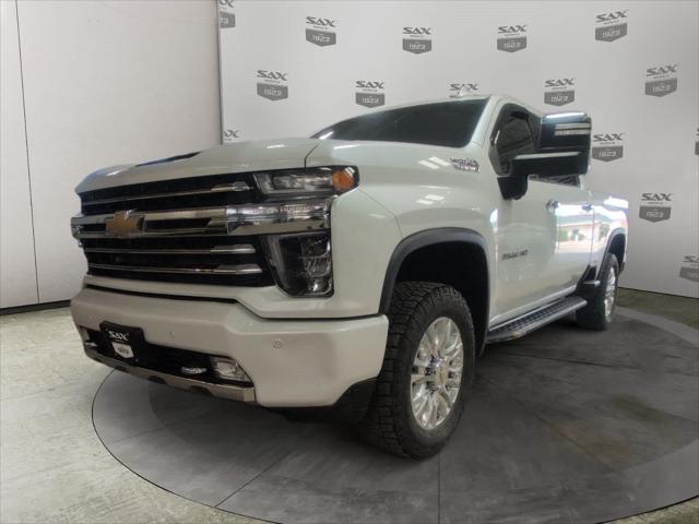 Photo of 2022 Iridescent Pearl Tricoat Chevrolet Silverado 2500