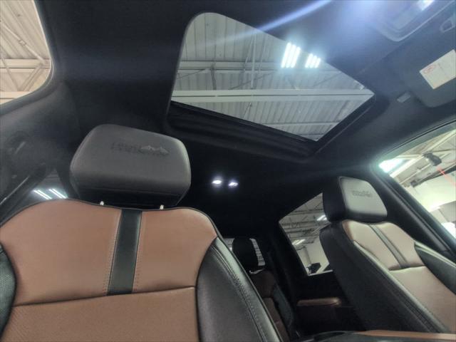 Photo of 2022 Iridescent Pearl Tricoat Chevrolet Silverado 2500