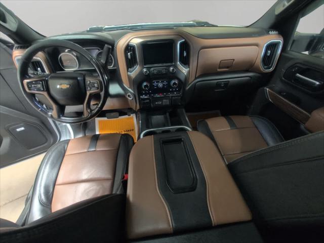 Photo of 2022 Iridescent Pearl Tricoat Chevrolet Silverado 2500