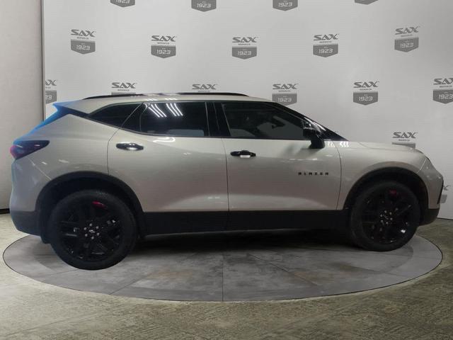 Photo of 2022 Silver Ice Metallic Chevrolet Blazer