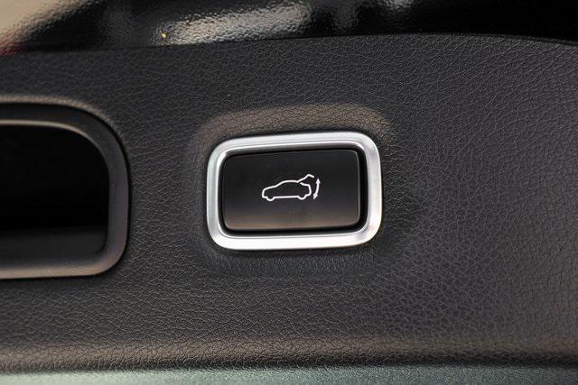 Photo of 2023 Aurora Black Kia Stinger