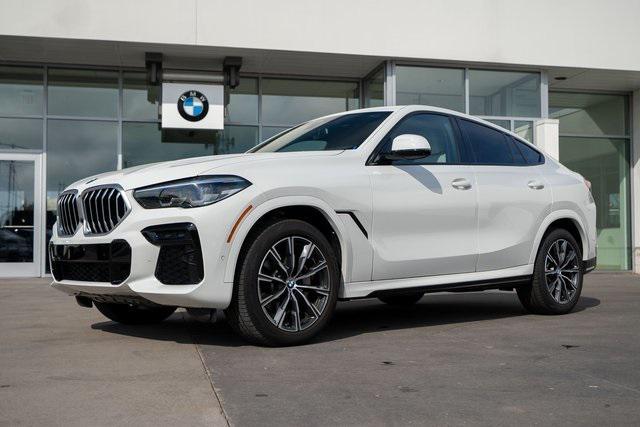 Photo of 2023 Alpine White BMW X6