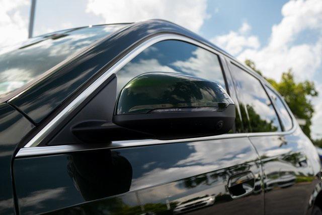 Photo of 2025 San Remo Green Metallic BMW X1