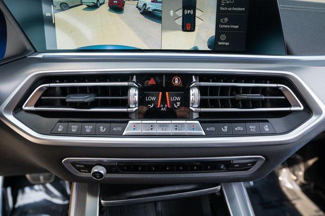 Photo of 2022 Carbon Black Metallic BMW X5