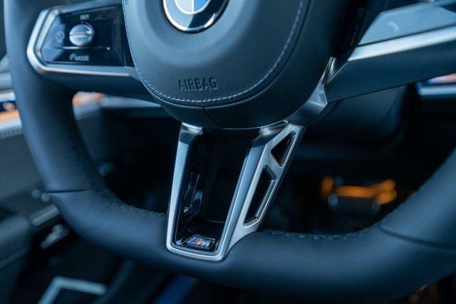 Photo of 2025 Mineral White Metallic BMW 760