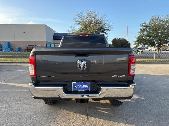 Photo of 2023 Granite Crystal Metallic Clearcoat RAM 2500