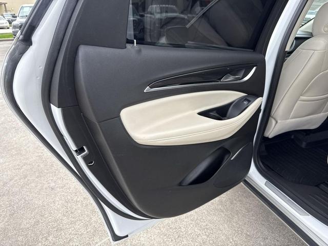 Photo of 2022 Summit White Buick Enclave