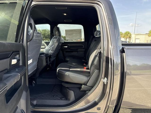 Photo of 2025 Granite Crystal Metallic Clearcoat RAM 2500