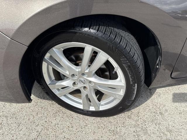 Photo of 2017 Java Metallic Nissan Altima