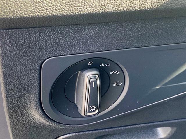 Photo of 2024 Pure White Volkswagen Tiguan