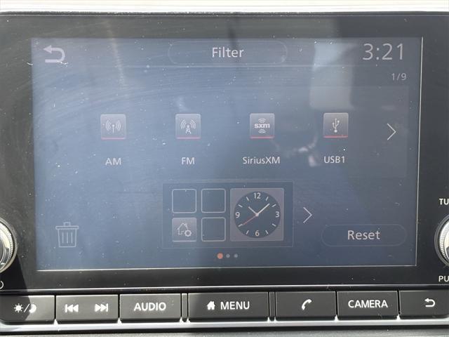 Photo of 2021 Super Black Nissan Rogue