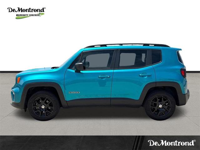 Photo of 2022 Bikini Metallic Clearcoat Jeep Renegade