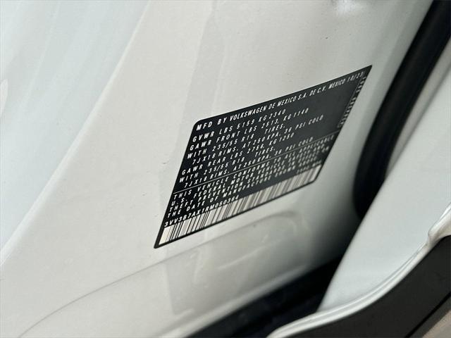 Photo of 2024 Pure White Volkswagen Tiguan
