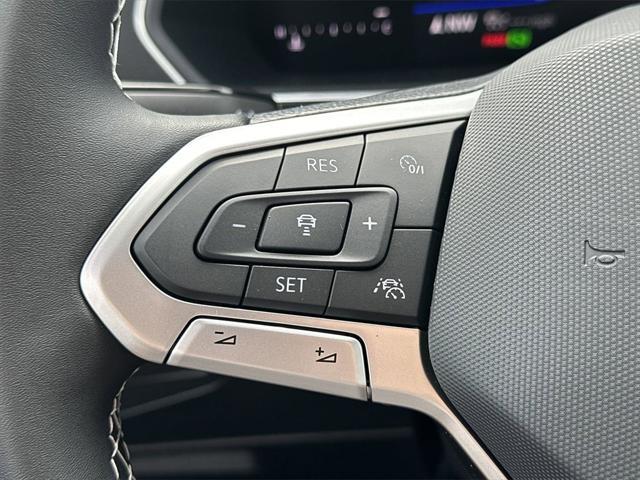 Photo of 2024 Pure White Volkswagen Tiguan