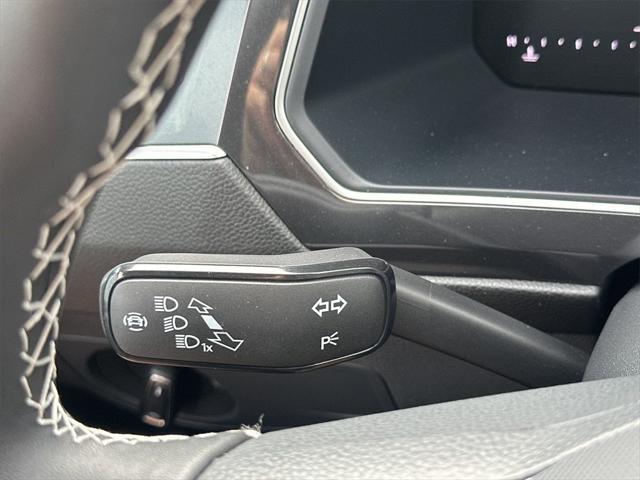 Photo of 2024 Pure White Volkswagen Tiguan