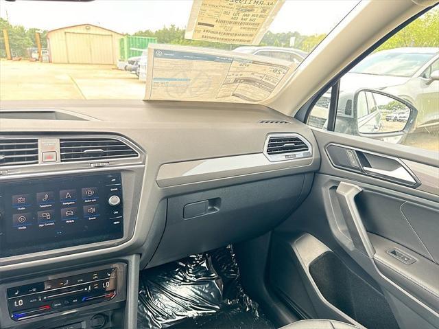 Photo of 2024 Silver Volkswagen Tiguan
