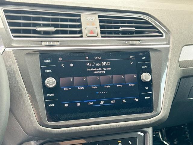 Photo of 2024 Silver Volkswagen Tiguan