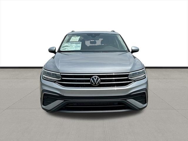 Photo of 2024 Silver Volkswagen Tiguan