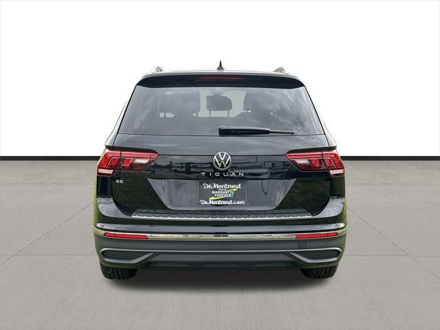 Photo of 2024 Black Pearl Volkswagen Tiguan