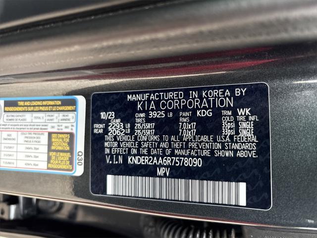 Photo of 2024 Gravity Gray Kia Seltos