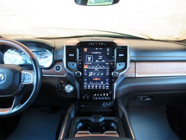 Photo of 2019 Icy White RAM 1500