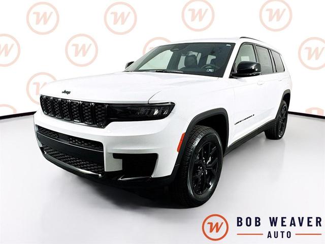 Photo of 2025 Bright White Clearcoat Jeep Grand Cherokee L