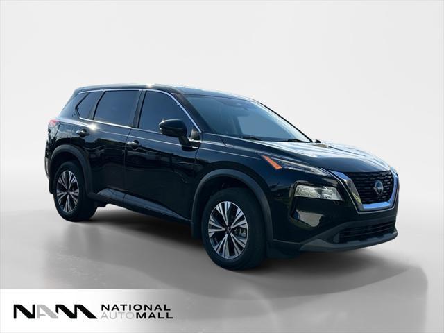 Photo of 2022 Super Black Nissan Rogue