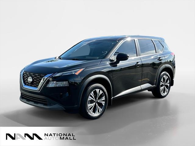 Photo of 2022 Super Black Nissan Rogue