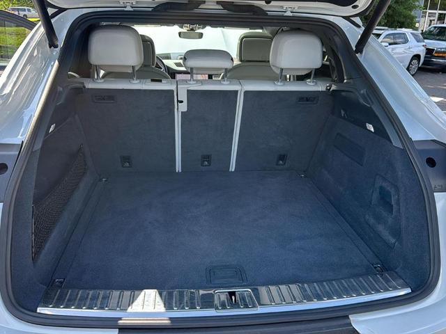 Photo of 2020 Carrara White Metallic Porsche Cayenne