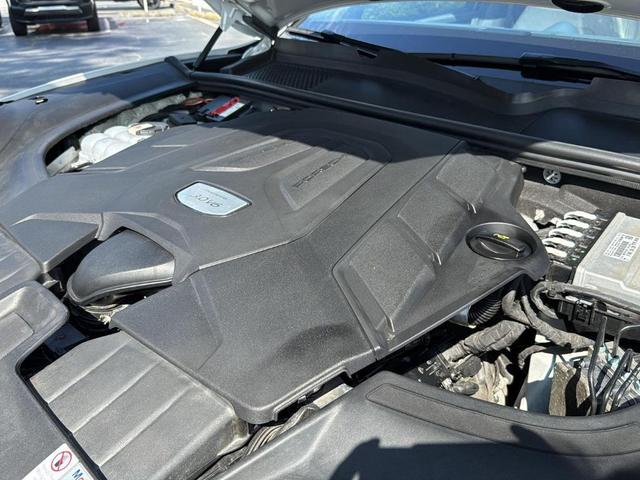Photo of 2020 Carrara White Metallic Porsche Cayenne