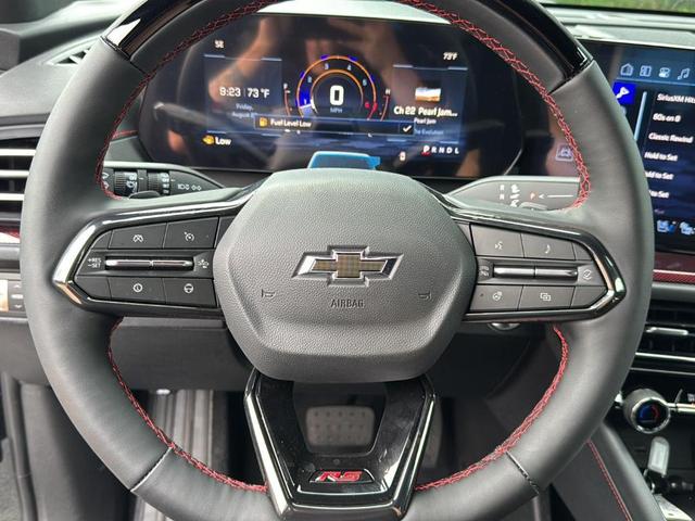 Photo of 2026 Mosaic Black Metallic Chevrolet Traverse