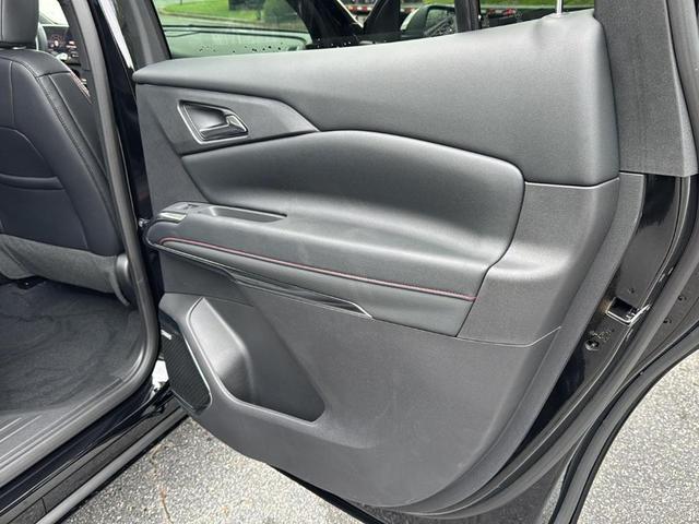 Photo of 2026 Mosaic Black Metallic Chevrolet Traverse