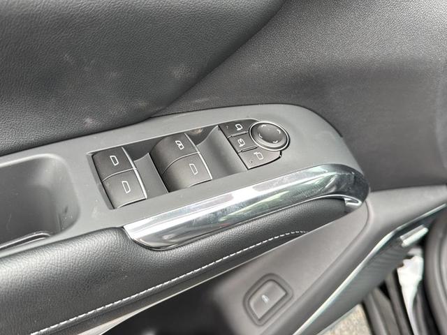 Photo of 2026 Mosaic Black Metallic Chevrolet Traverse