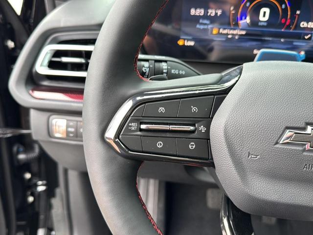 Photo of 2026 Mosaic Black Metallic Chevrolet Traverse