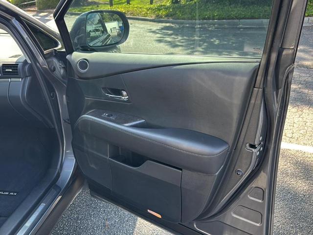 Photo of 2015 Gray Lexus RX 350