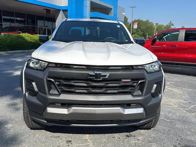Photo of 2026 Summit White Chevrolet Colorado