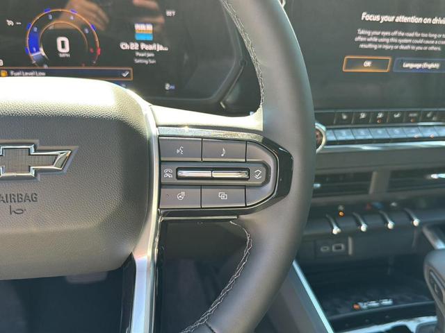 Photo of 2026 Summit White Chevrolet Colorado