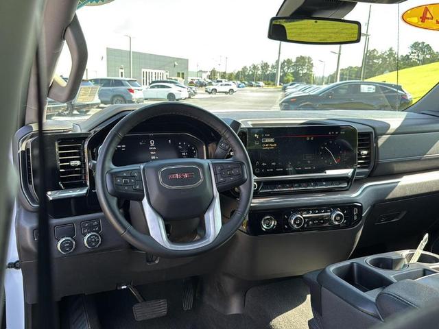 Photo of 2024 Summit White GMC Sierra 1500